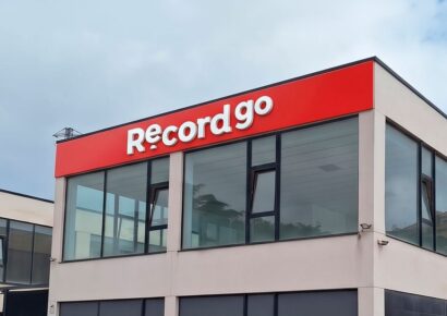 Record go amplía su presencia en Canarias con la apertura de una nueva oficina en Tenerife Norte