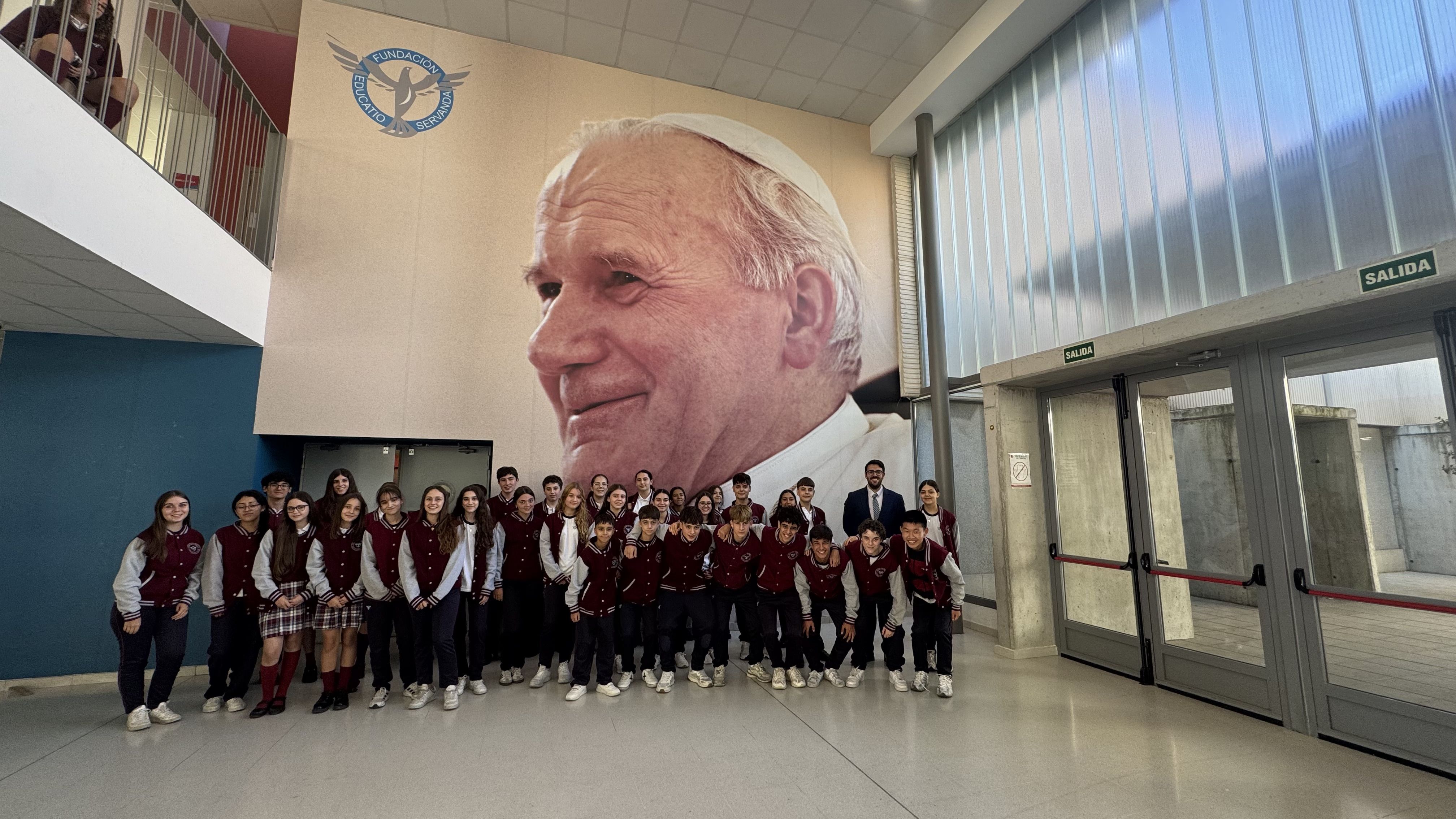 Once nuevos alumnos se incorporan al Bachillerato Dual del Colegio Juan Pablo II de Parla